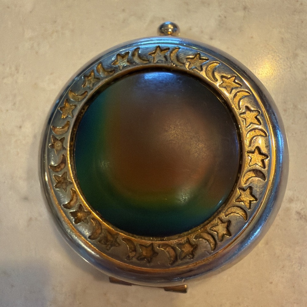 Genuine Vintage Estee Lauder Limited‎ Edition Moon & Stars Mood Compact